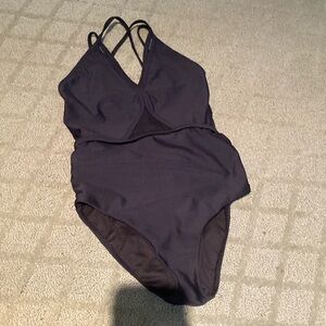 fivedancewear black leo size YXL